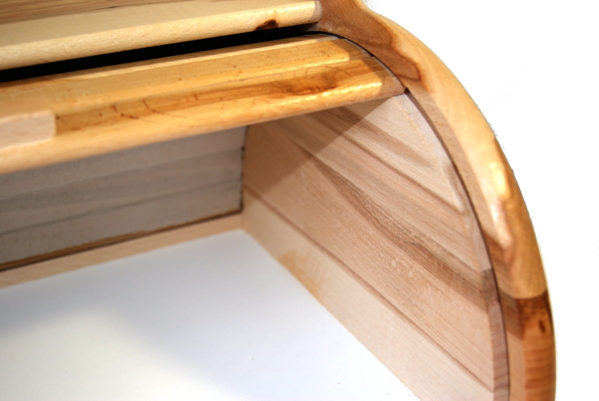 Wooden bread bin - selected wood | natural bread container | impregnated with oil | healthy heartwood | unique design