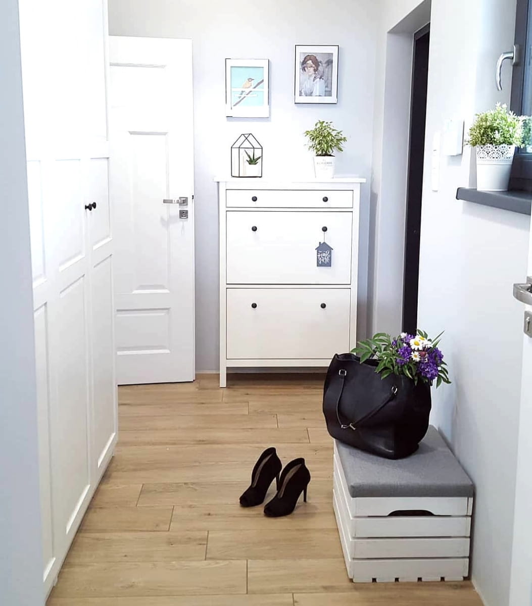 Pouf mit Boxöffnung weiß KIEFER 80x40x35 cm | Holzbank mit Stauraum | Sitzkiepe | Weiße Aufbewahrungsbox