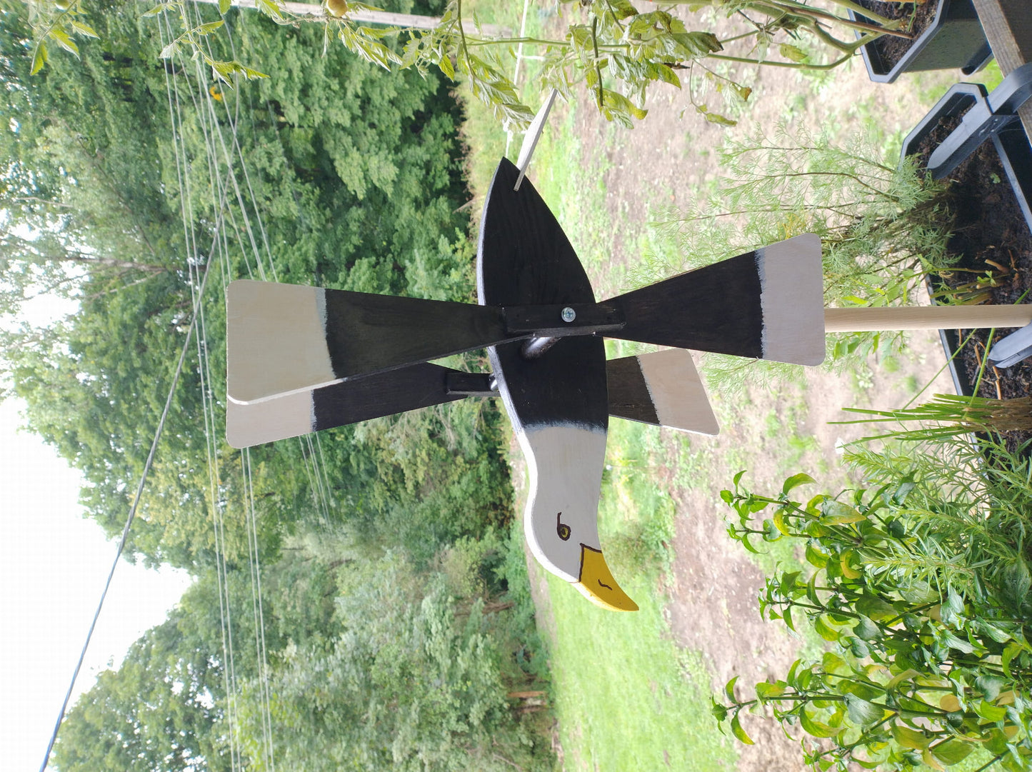 Gartenfächer - Gartenabwehr GROSS 47 cm Adler | dekorative Gartenwindmühle | Vogelabwehr-Windmühle | Gartenfigur