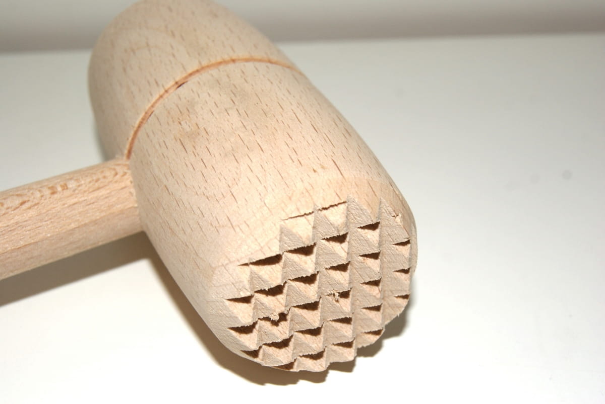 Fleischklopfer aus Holz rund 29 cm | Küchenstößel aus Holz | Hölzerner Hackhammer | Küchengerät zum Schlagen von Fleisch