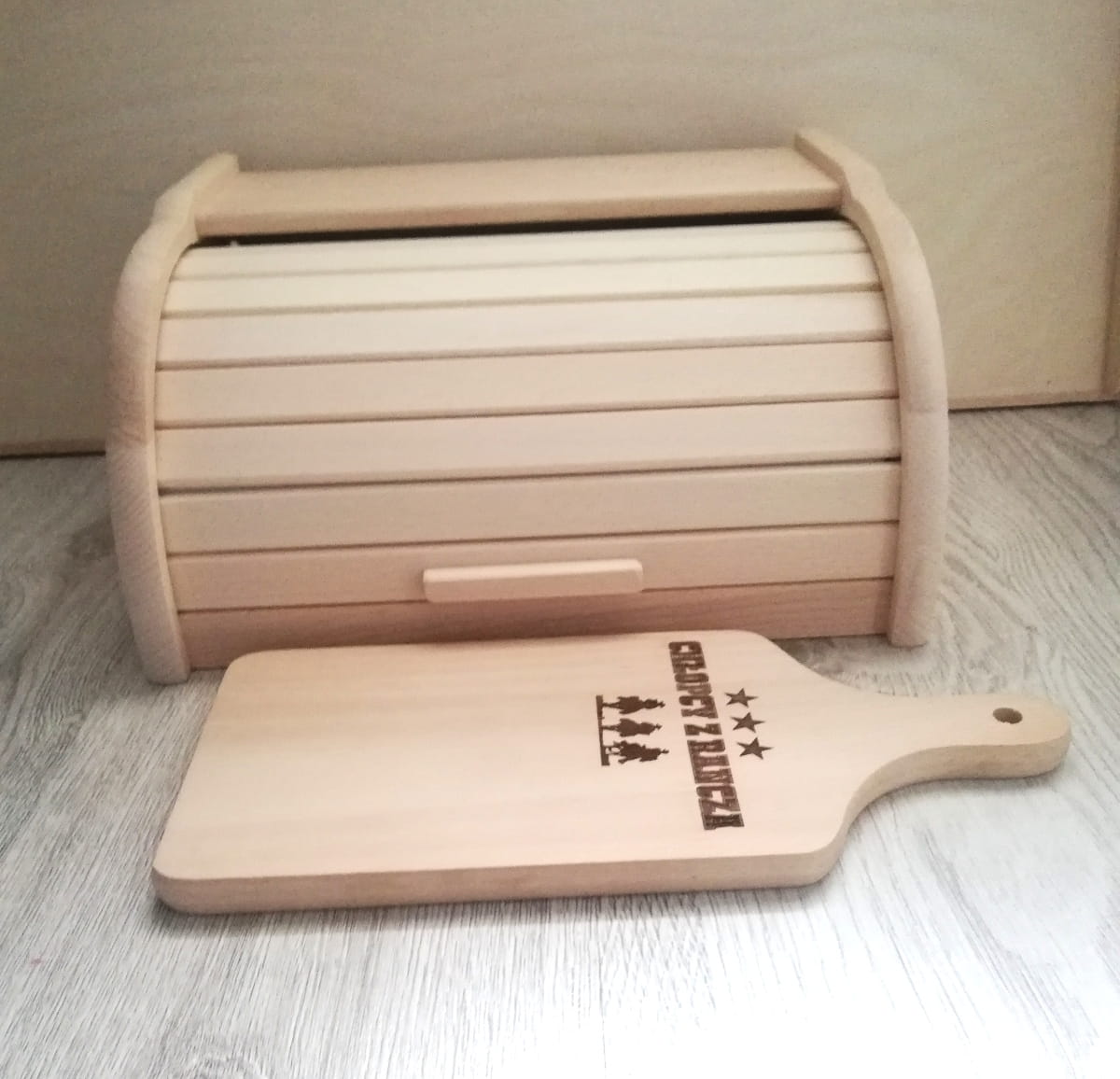Holzbrotkasten groß roh natur mit Brett | Brotbehälter | Brot-Organizer aus Holz | gratis Brotkasten mit Brett