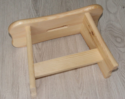 Wooden ryczka screwed Stool chair | Wooden stool assembled | Wooden stool for sitting | Stable wooden chair