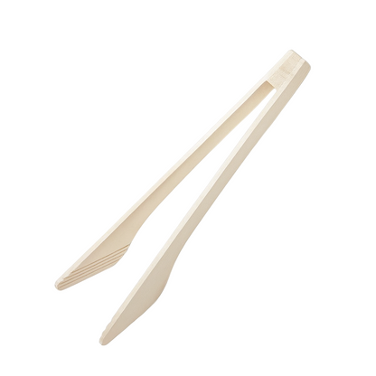 Drewniane szczypce grillowe skośne 30 cm – idealne do wyciągania ogórków kiszonych, kapusty oraz do serwowania potraw z grilla.